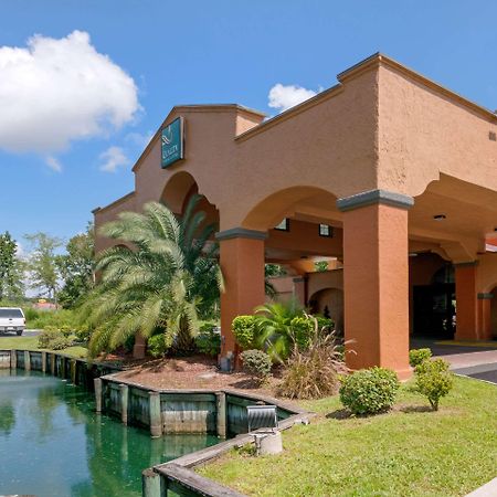 Quality Inn & Suites Jacksonville-Baymeadows Buitenkant foto