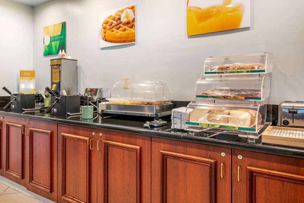Quality Inn & Suites Jacksonville-Baymeadows Buitenkant foto