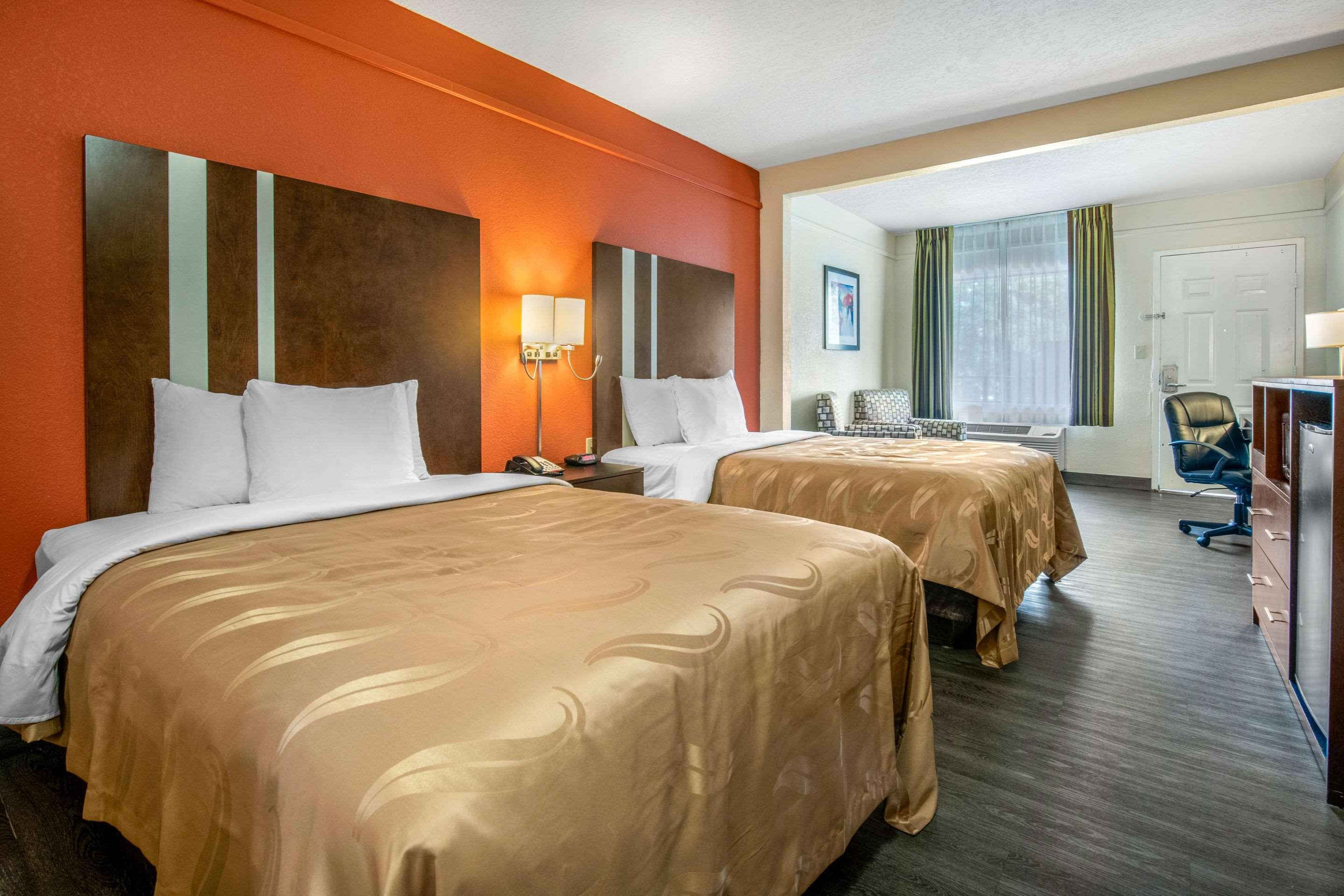Quality Inn & Suites Jacksonville-Baymeadows Buitenkant foto