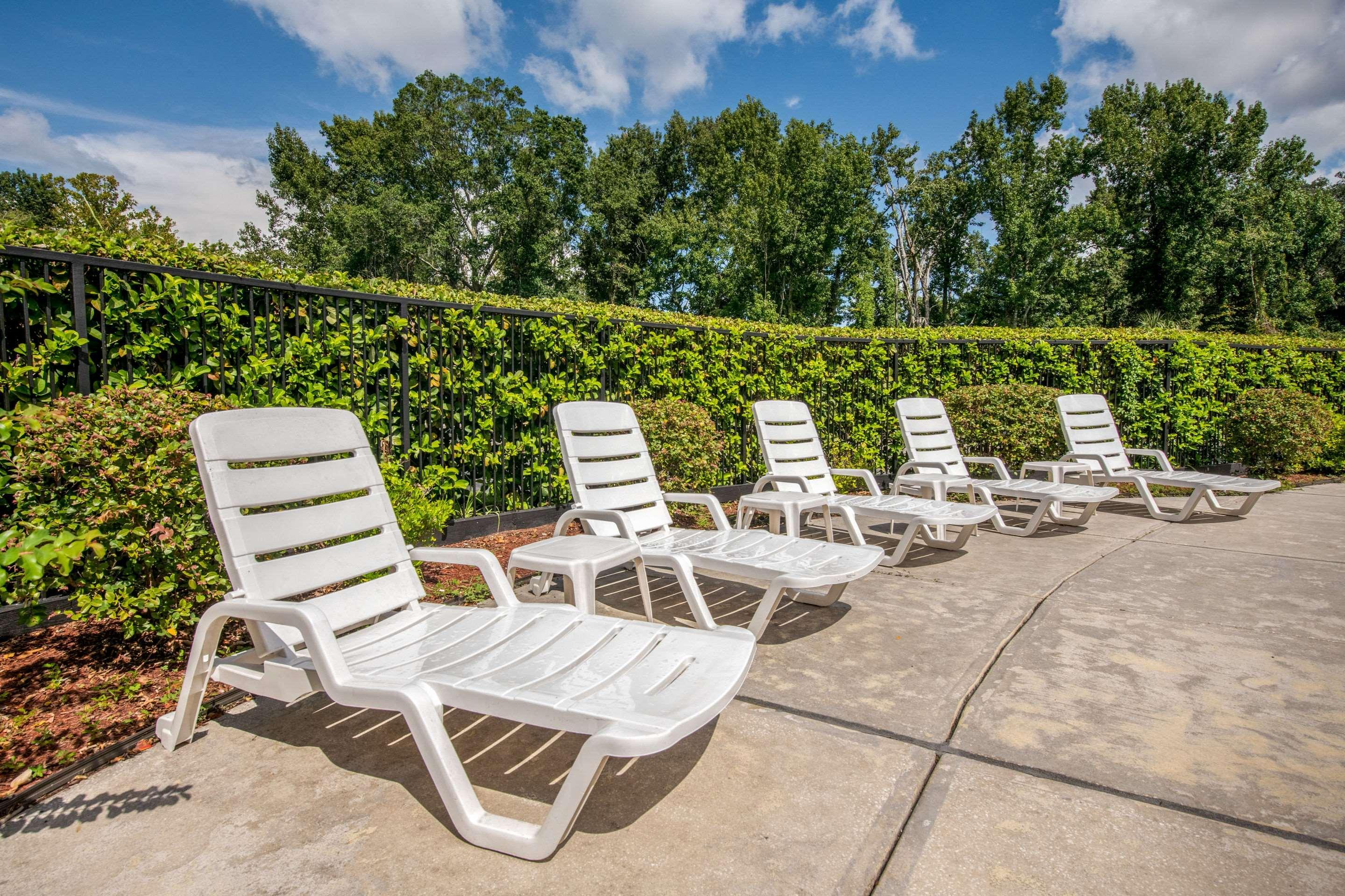 Quality Inn & Suites Jacksonville-Baymeadows Buitenkant foto