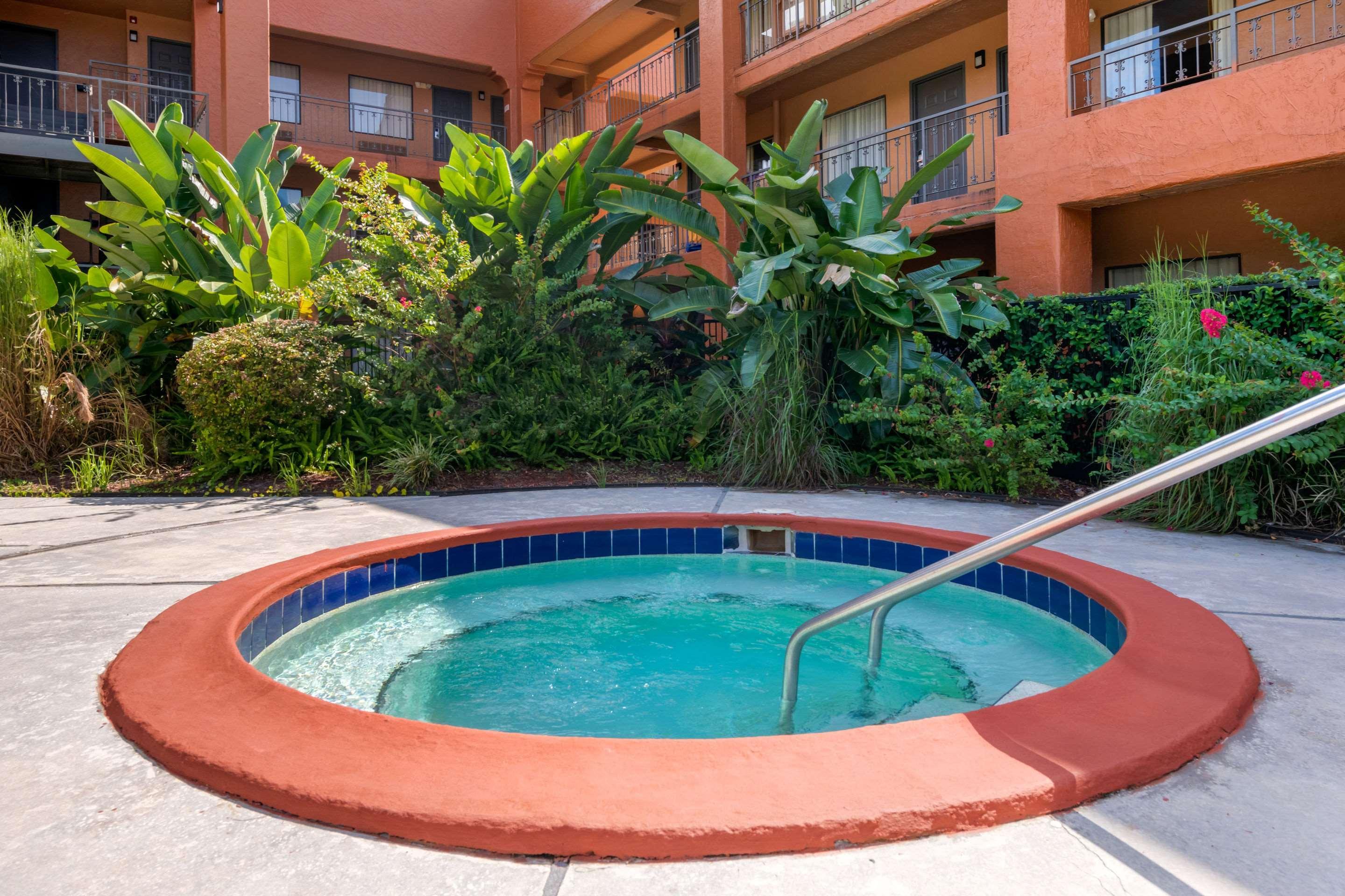 Quality Inn & Suites Jacksonville-Baymeadows Buitenkant foto